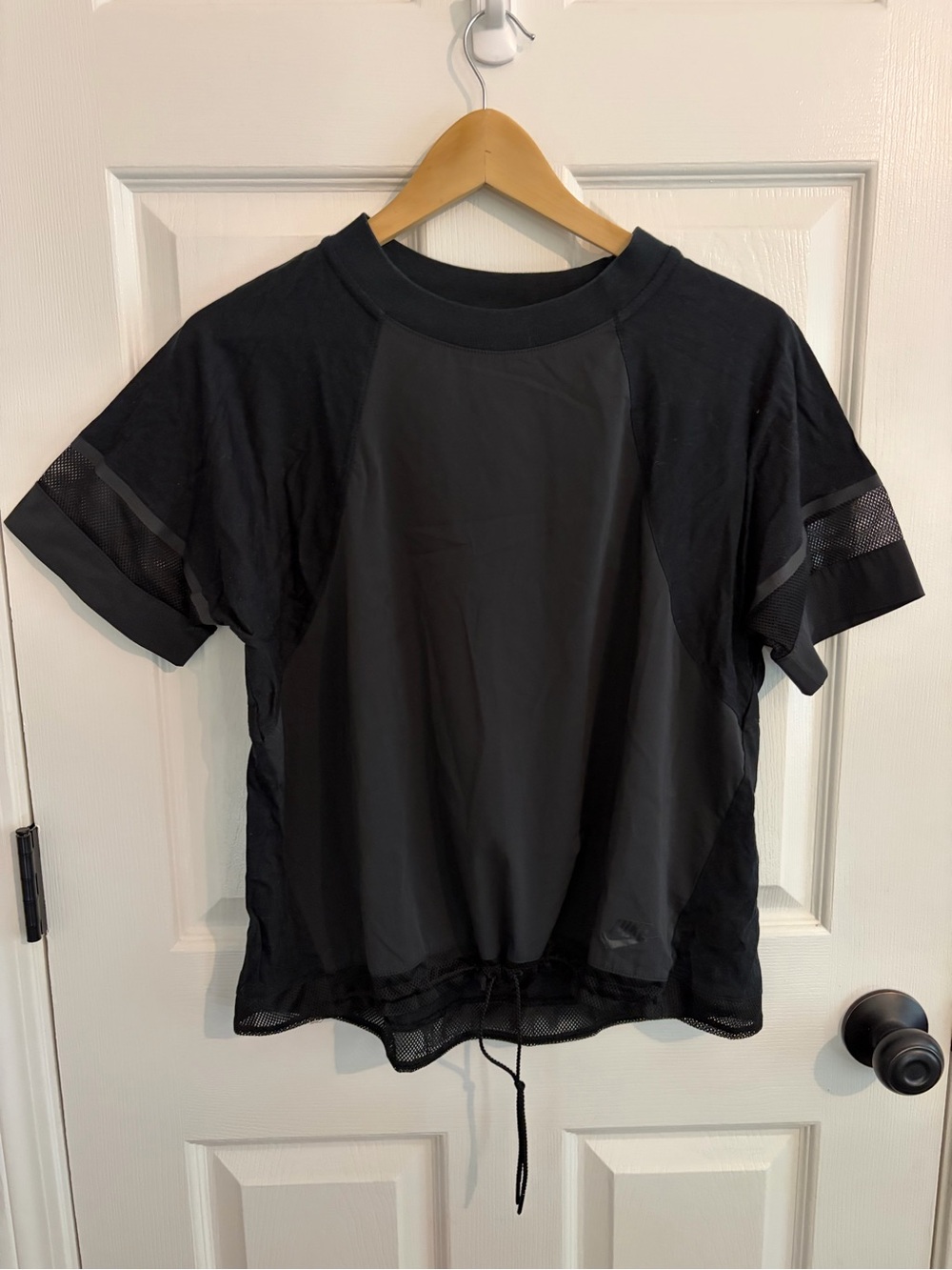 Nike Bonded Tee Black Mesh Drawstring Athletic Top Women’s Size M